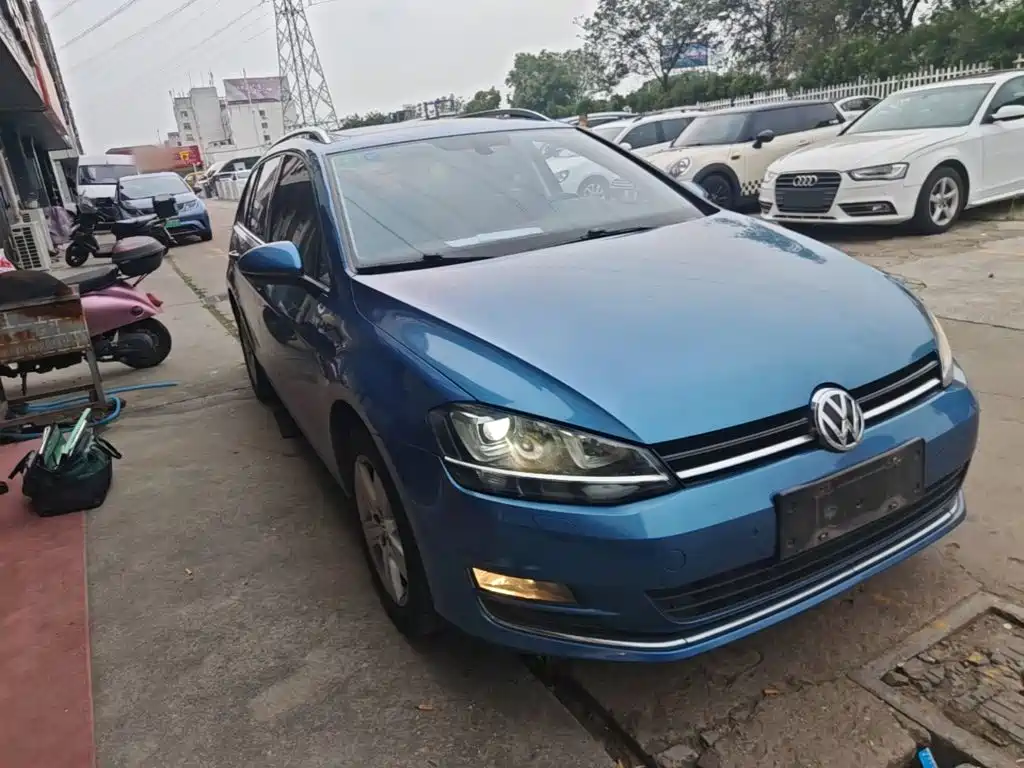 Volkswagen Golf (Import) — миниатюра 4