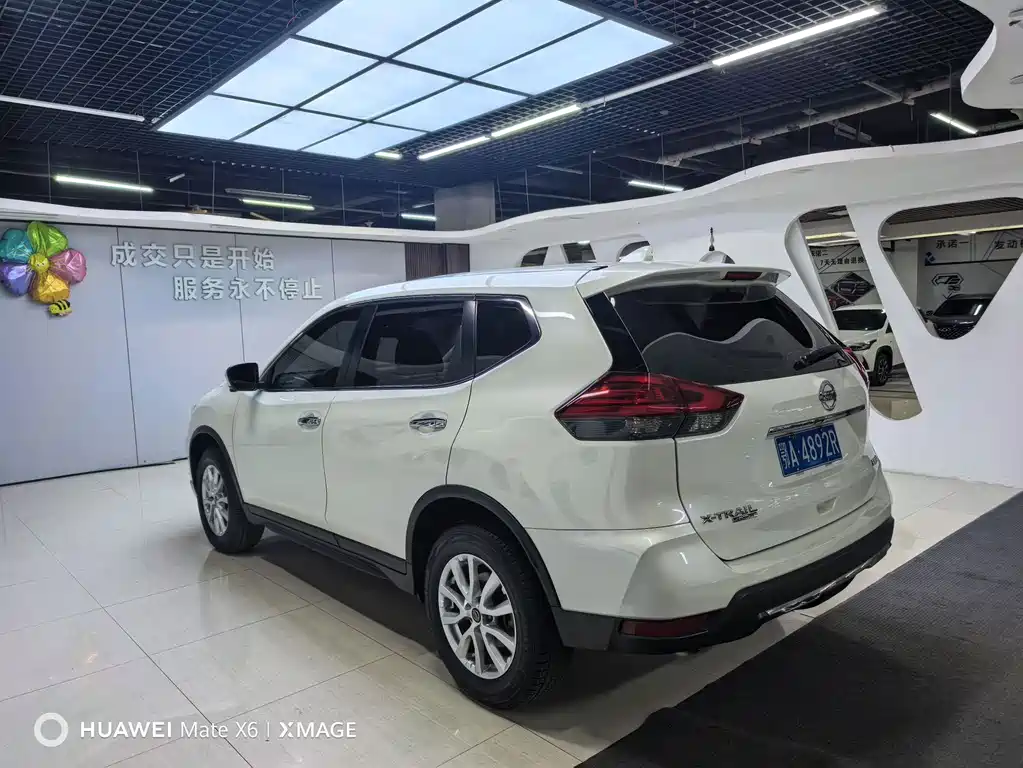 Nissan X-Trail — миниатюра 5