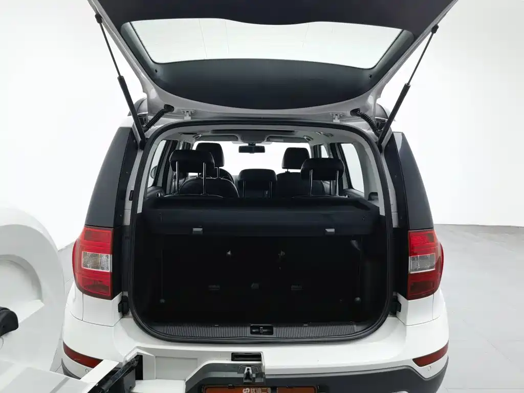 Skoda Yeti — миниатюра 16
