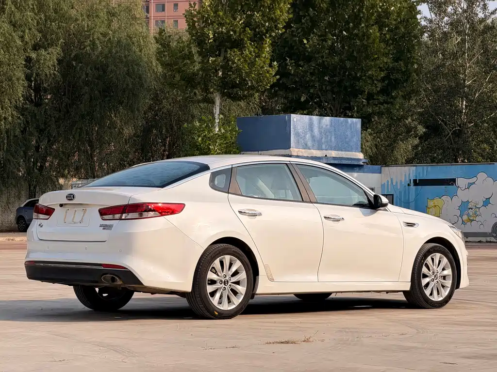 Kia K5 — миниатюра 14
