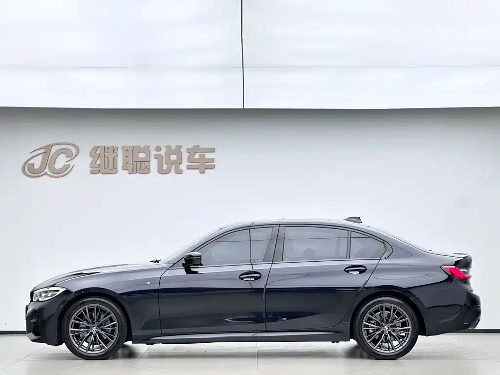 BMW 3 Series — миниатюра 4