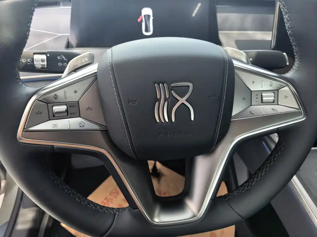 BYD Хань Ли — миниатюра 12