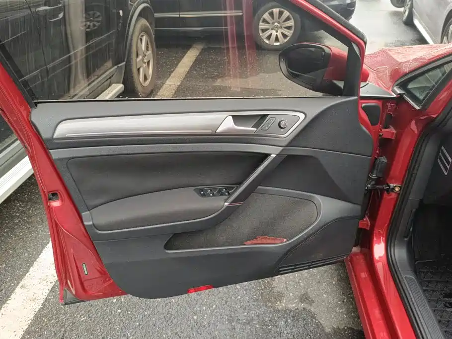 Volkswagen Golf — миниатюра 7