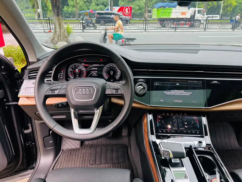 Audi Q7 — миниатюра 14