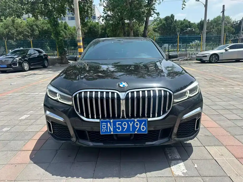 BMW 7 Series 7 2021 730Li M Sport
