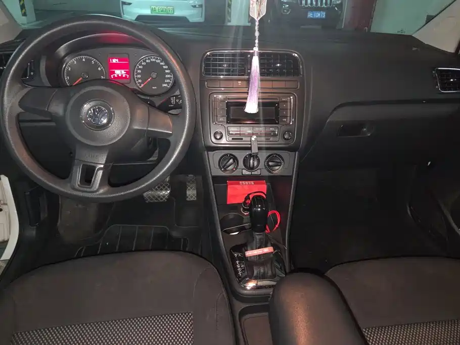 Volkswagen Polo — миниатюра 12