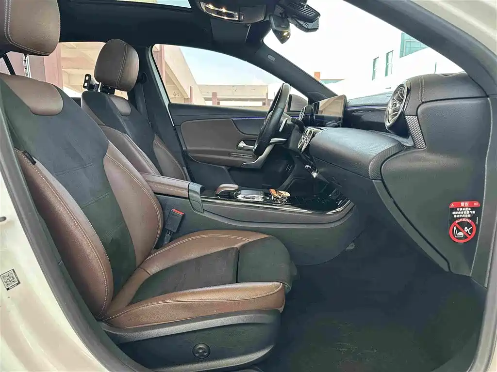 Mercedes-Benz A-Class — миниатюра 10