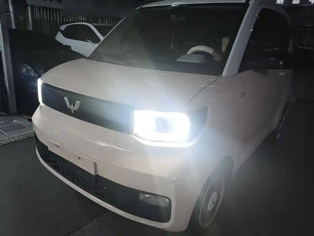 Wuling MINIEV — миниатюра 2