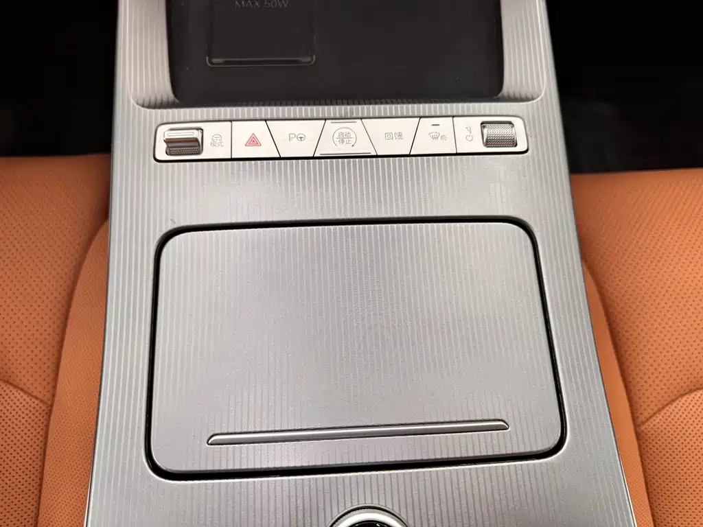 BYD Han L - фото 14