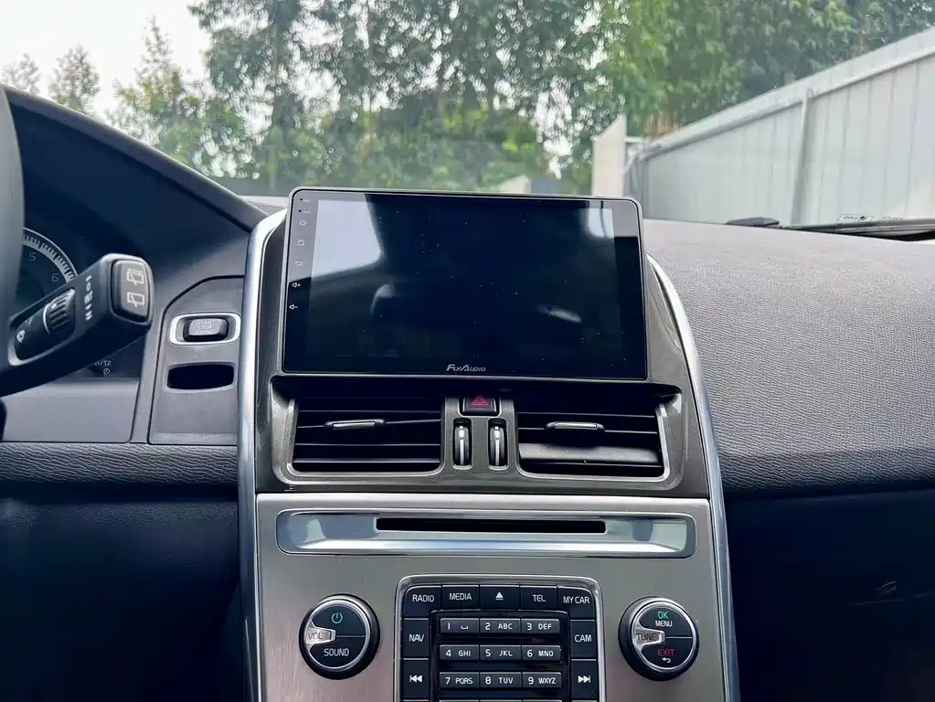 Volvo XC60 (Import) — миниатюра 13
