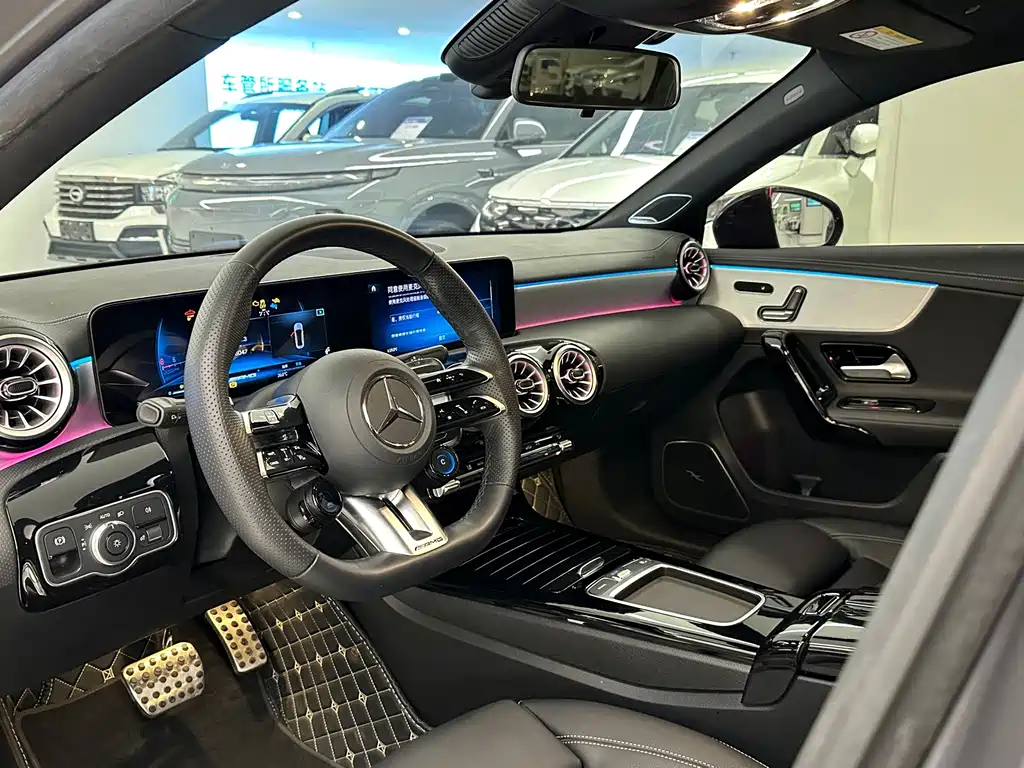 Mercedes-Benz A-Class AMG — миниатюра 11