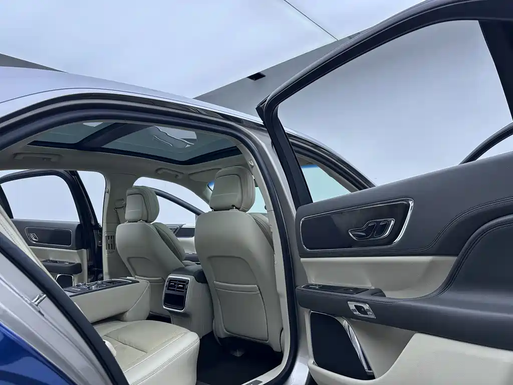 Lincoln Continental — миниатюра 19