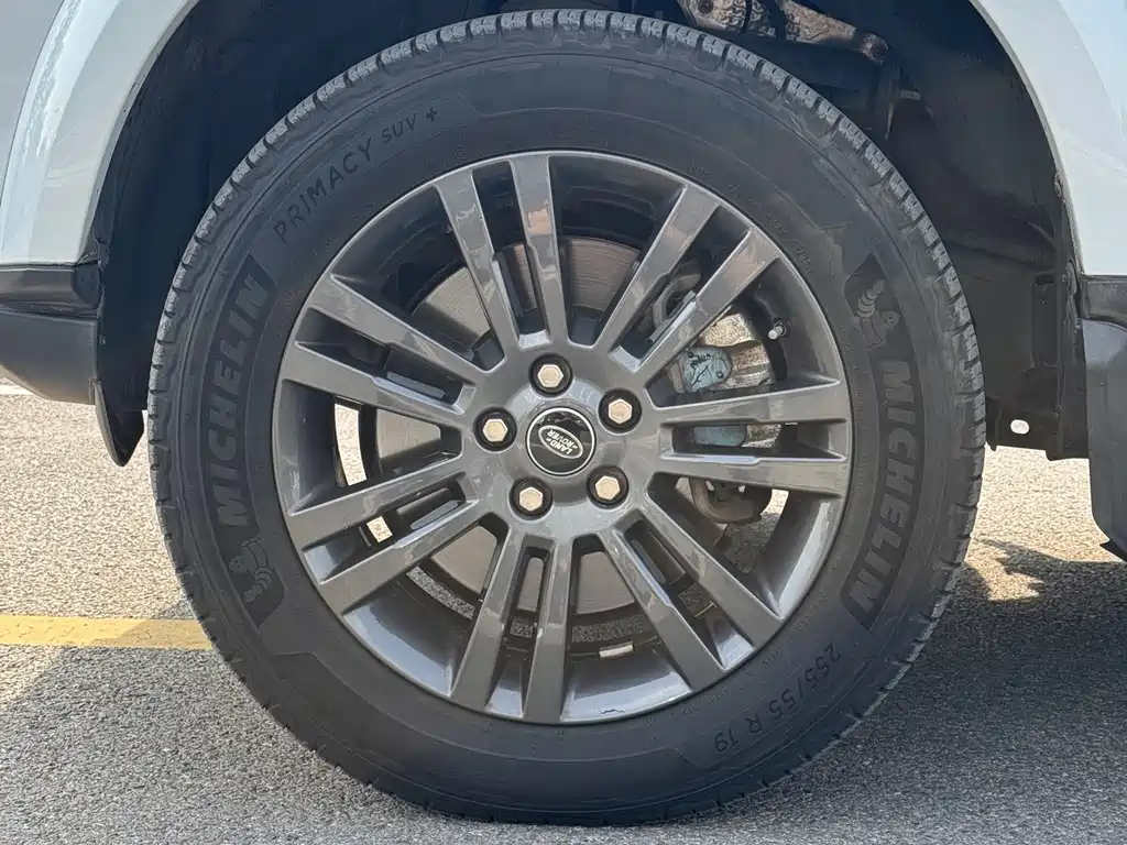 Land Rover Discovery — миниатюра 20