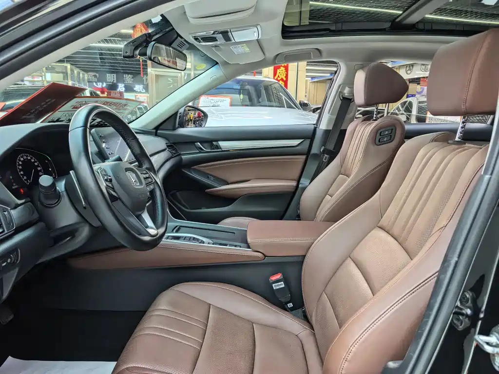Honda Inspire 2019 2.0L V