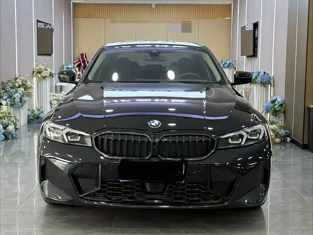 BMW 3 Series 3 2025 330Li M Sport