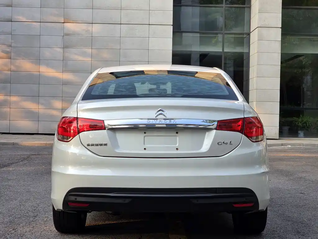 Citroen C4L — миниатюра 5