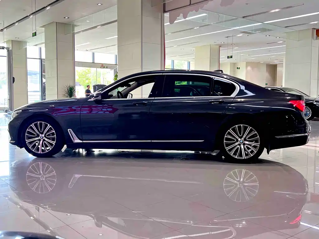 BMW 7 Series 7 2016 730Li Luxury