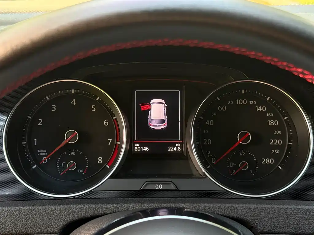 Volkswagen Golf GTI — миниатюра 22