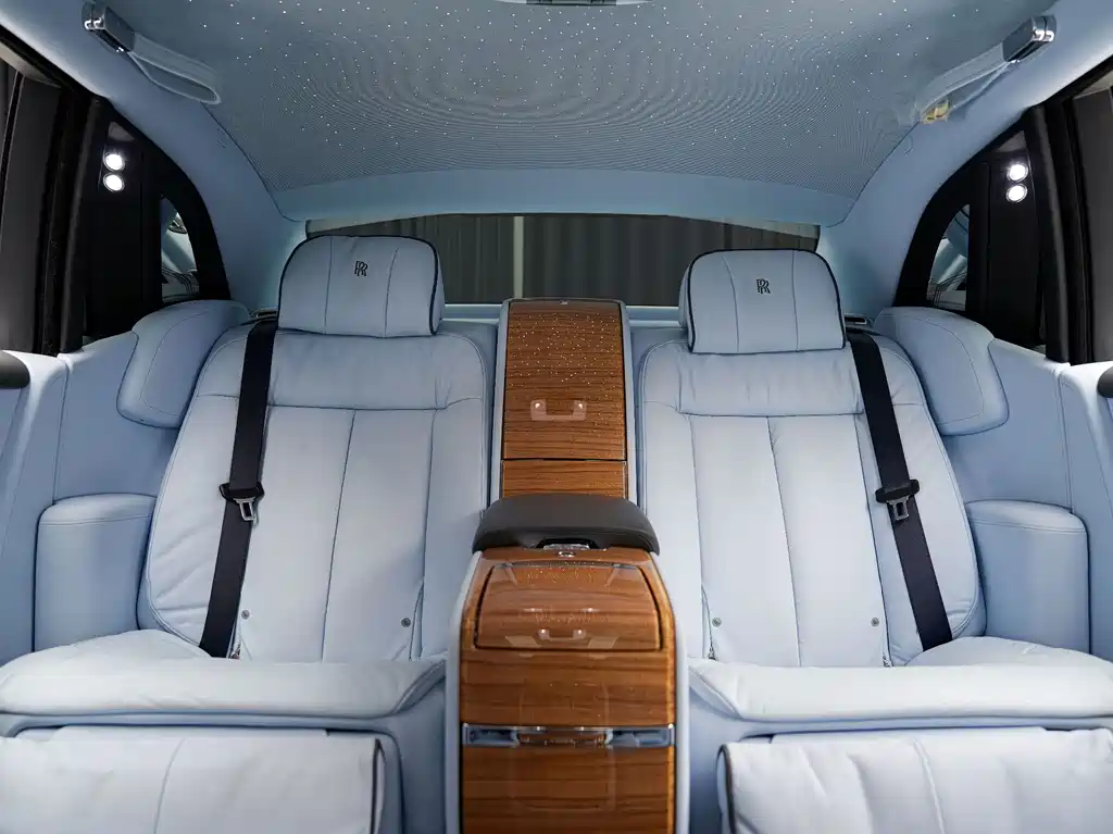 Rolls-Royce Phantom — миниатюра 27