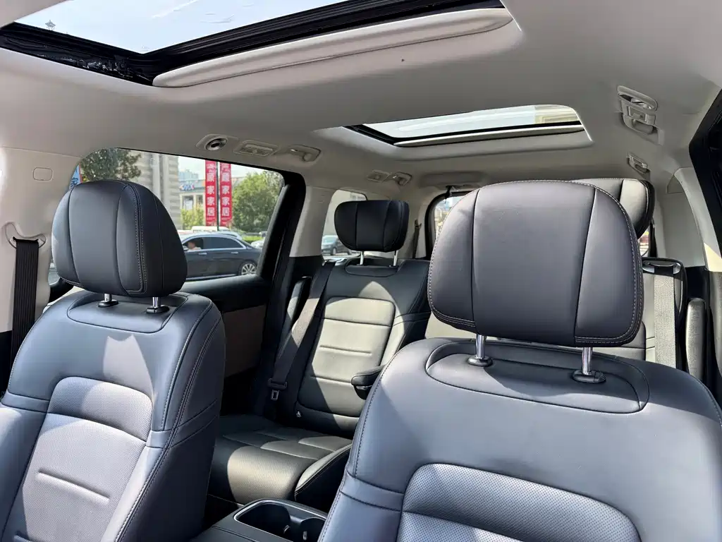 GAC Motor Trumpchi E8 PHEV — миниатюра 12