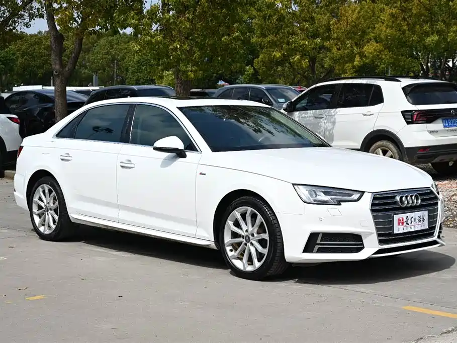 Audi A4L 2017 40 TFSI