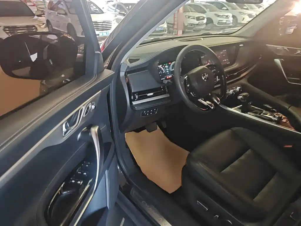 Changan CS95 — миниатюра 16
