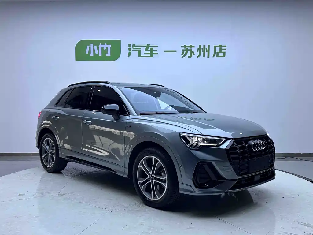 Audi Q3 2023 35 TFSI Fashion (1.4T)