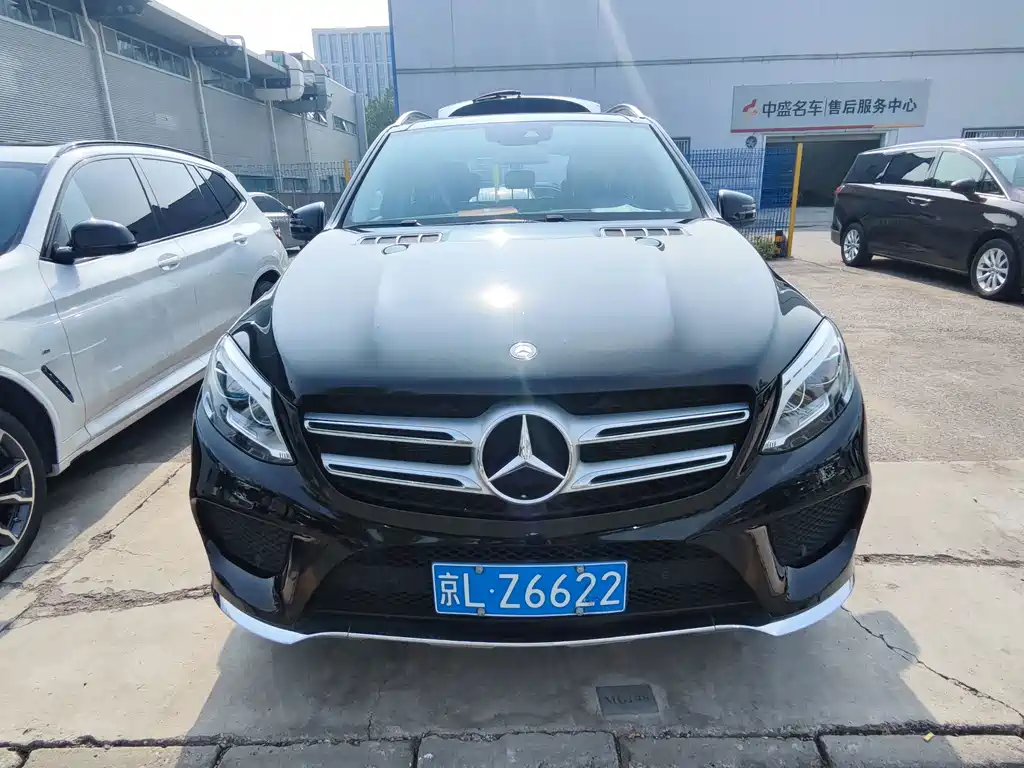 Mercedes-Benz GLE (Import) — миниатюра 2