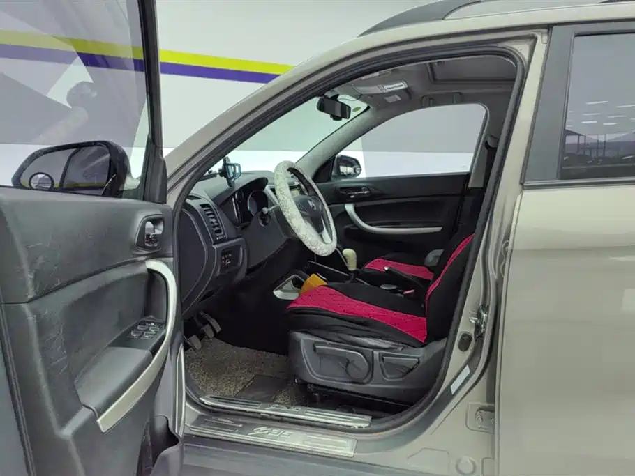 Changan CS35 2014 1.6L MT Luxury IV