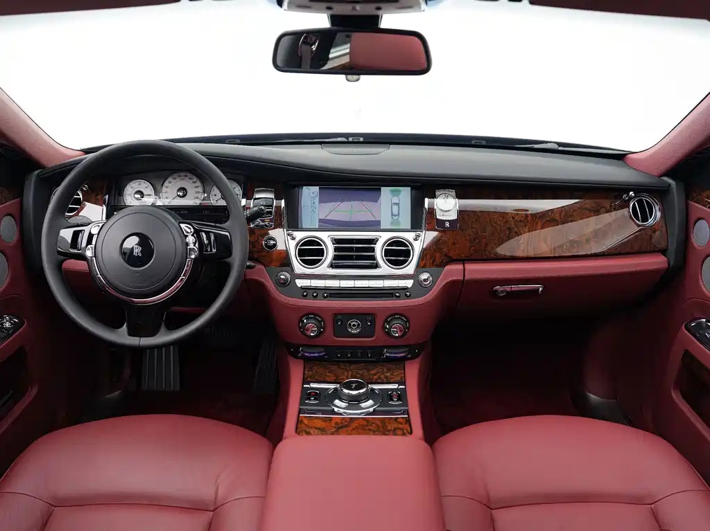 Rolls-Royce Ghost — миниатюра 12