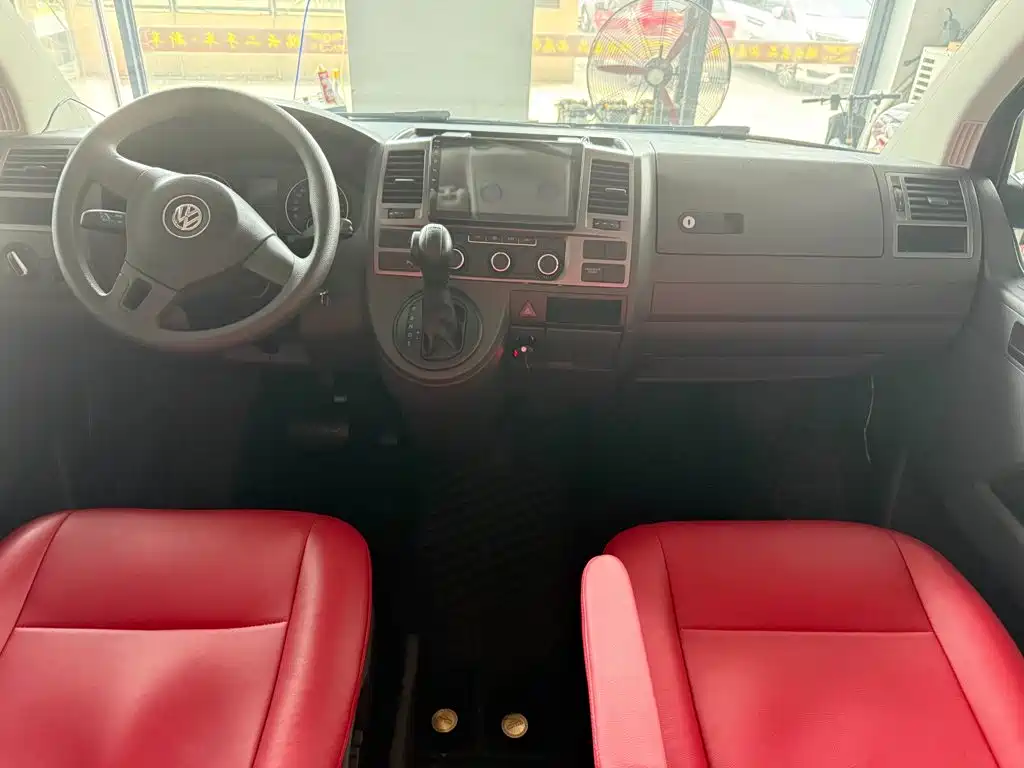 Volkswagen Caravelle 2014 2.0TSI Comfort