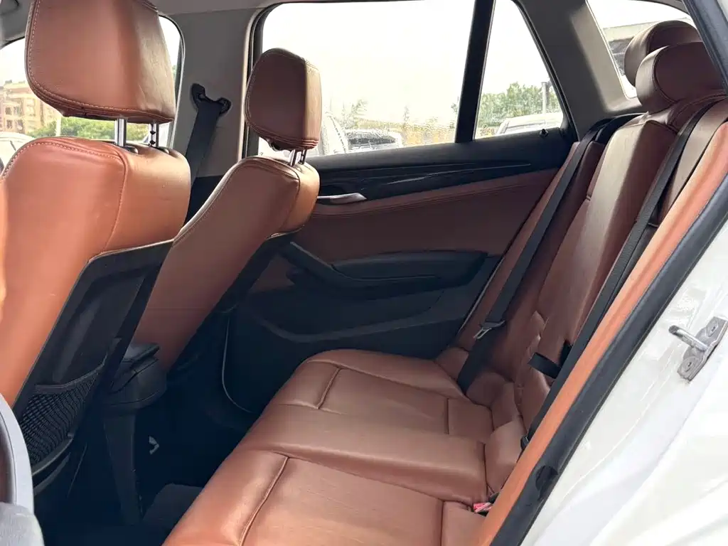 BMW X1 — миниатюра 8