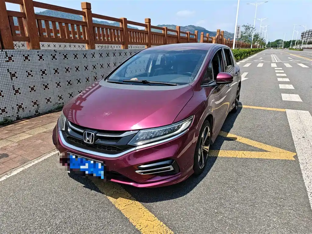 Honda Jade 2017