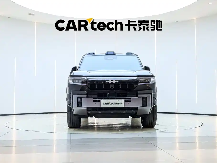 Fangchengbao Leopard 8 8 2025 Flagship 6 мест