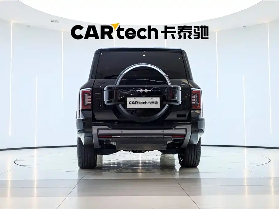 Fangchengbao Leopard 8 8 2025 Flagship 6 мест