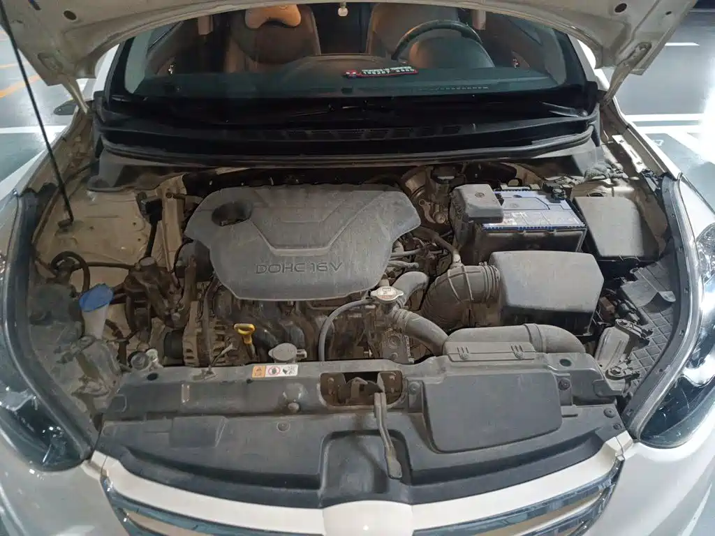 Hyundai Elantra Langdong — миниатюра 11