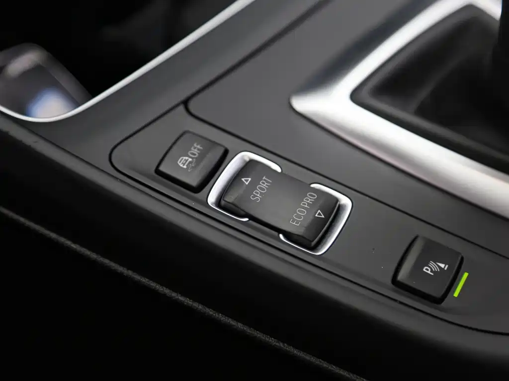 BMW 1 Series (Import) — миниатюра 18