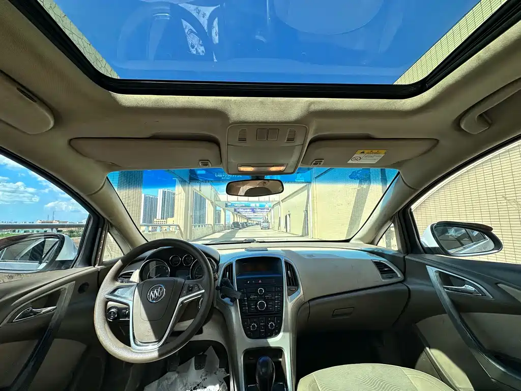 Buick Excelle — миниатюра 13