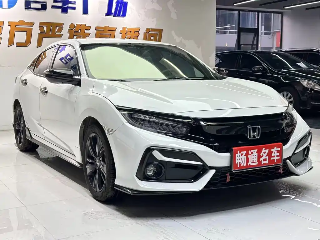 Honda Civic - фото 2