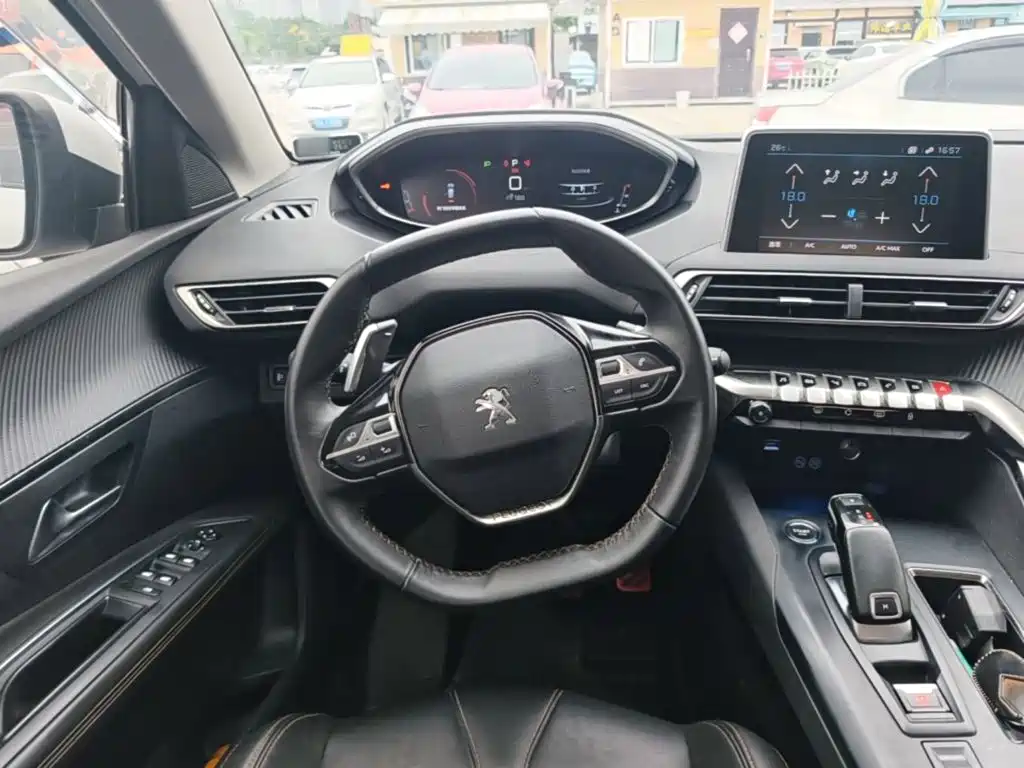 Peugeot 4008 — миниатюра 11