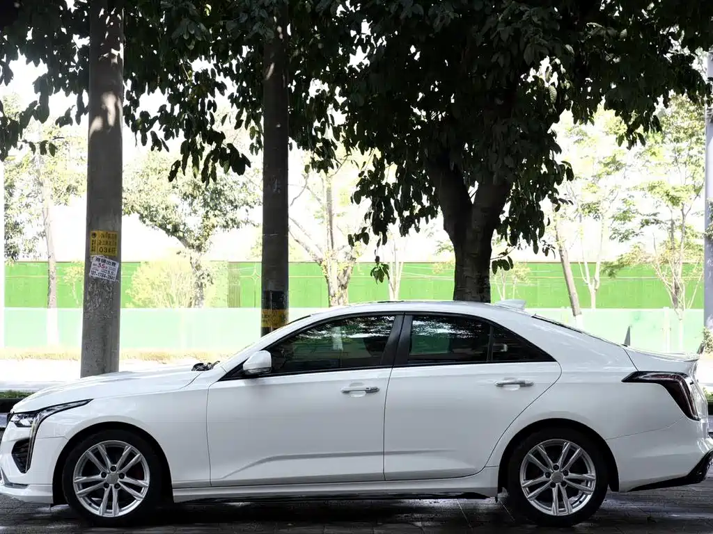 Cadillac CT4 — миниатюра 18