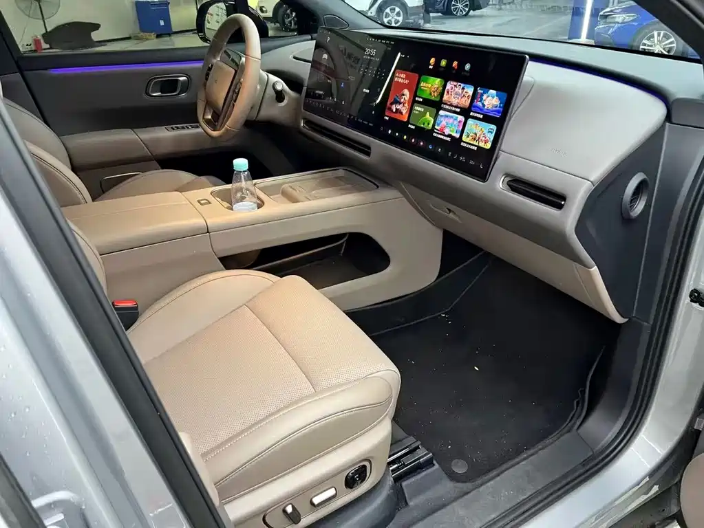 Li Auto Идеальный i6 — миниатюра 6