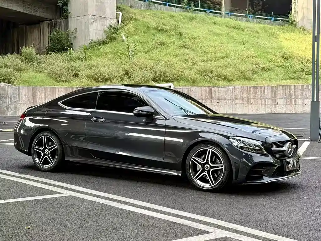 Mercedes-Benz C-Class (Import) — миниатюра 2