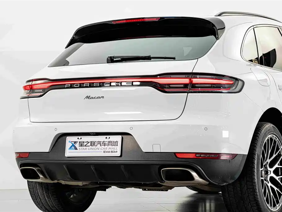Porsche Macan — миниатюра 7