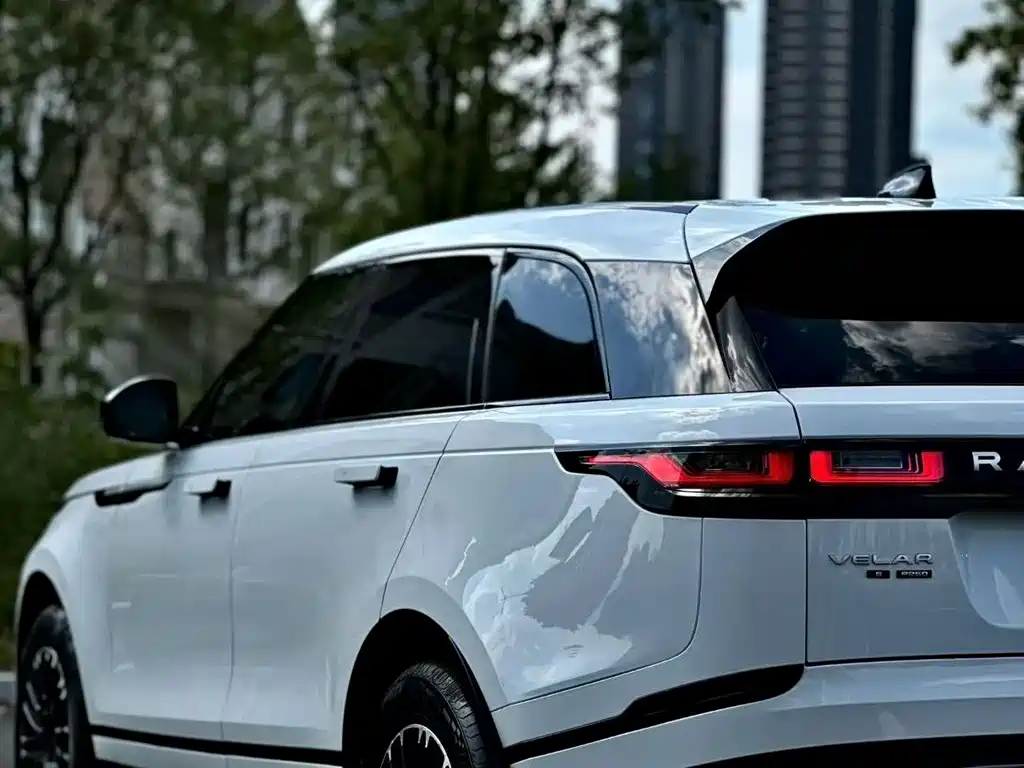 Land Rover Velar — миниатюра 4