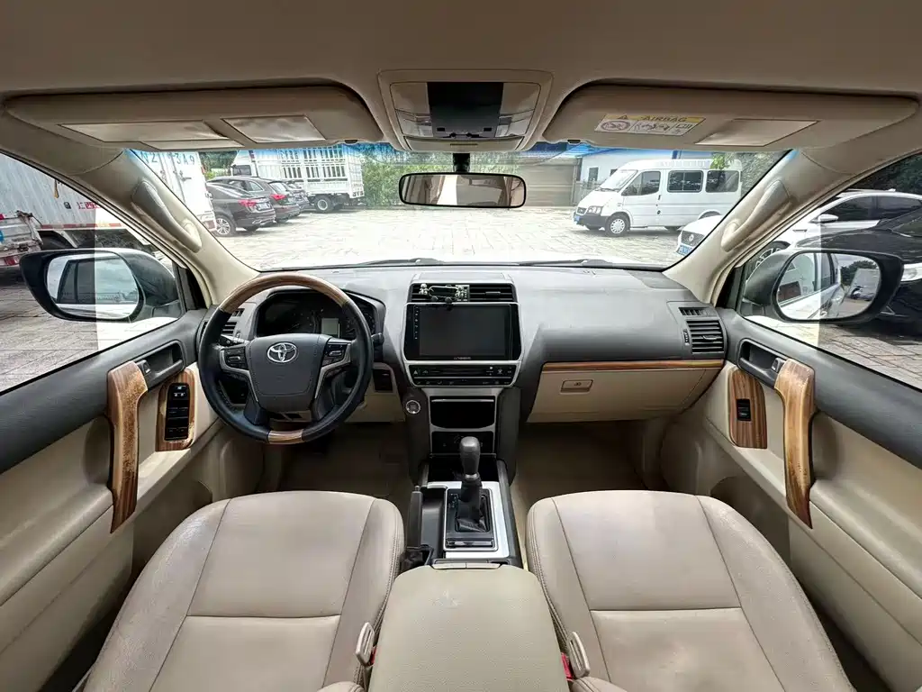 Toyota Prado (Import) — миниатюра 4
