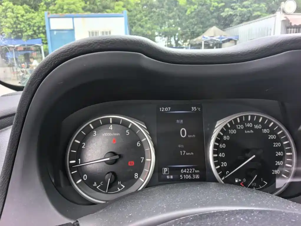 Infiniti Q50L — миниатюра 9