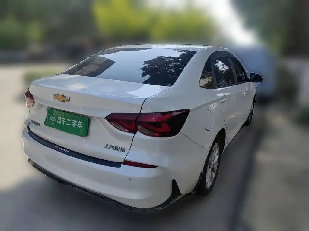 Chevrolet Monza — миниатюра 4