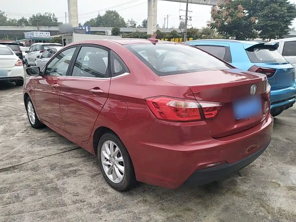 Changan V7 — миниатюра 5