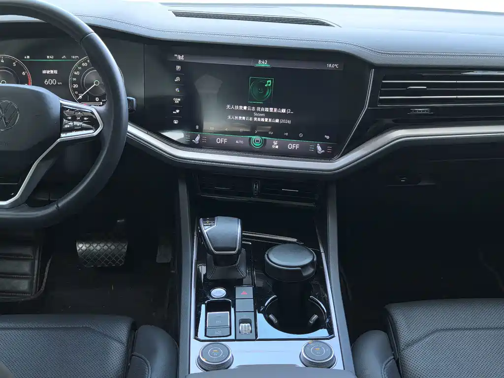 Volkswagen Touareg — миниатюра 6